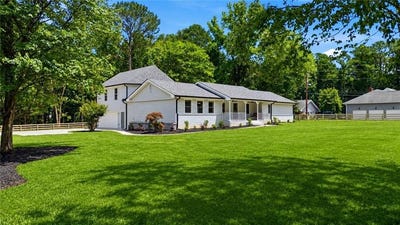 /international/us/2450-tennyson-trail-grayson-ga-110108945939/