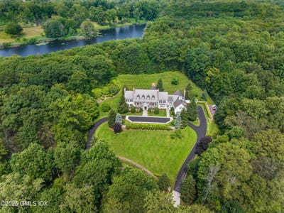 /international/us/62-summersweet-lane-new-canaan-ct-110102505409/