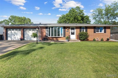 /international/us/374-edgewood-drive-cape-girardeau-mo-110108026812/