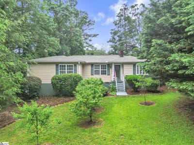/international/us/103-forest-avenue-landrum-sc-110108679566/