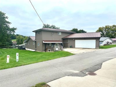 /international/us/21020-265th-street-manchester-ia-110110244571/