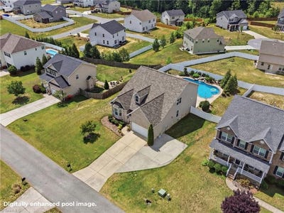 /international/us/284-ironwood-drive-thomasville-nc-110108695907/
