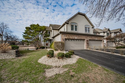 /international/us/510-harlowe-lane-naperville-il-110105410797/