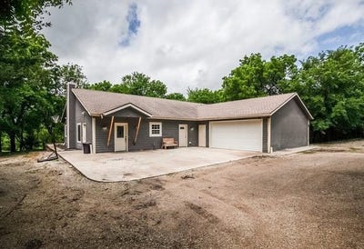 /international/us/6625-e-213th-street-quenemo-ks-110108410389/