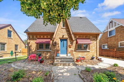 /international/us/2129-wedemeyer-st-sheboygan-wi-110100967048/