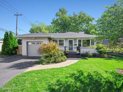 /international/us/715-crest-street-wheaton-il-110120157931/