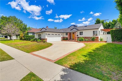 /international/us/5440-alcove-valley-village-ca-110107957180/