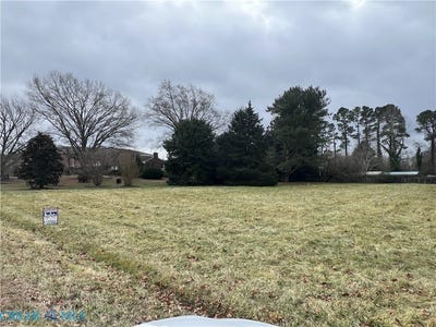 /international/us/general-puller-highway-saluda-va-110104413920/
