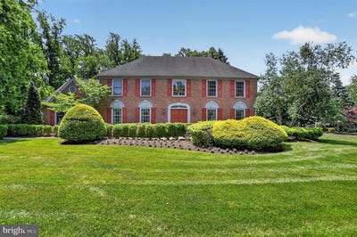 /international/us/70-hogan-lane-ambler-pa-110108890996/