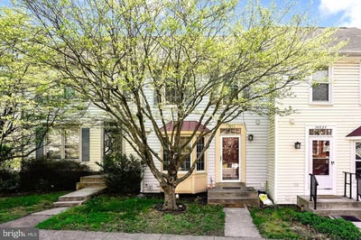 /international/us/14033-betsy-ross-lane-centreville-va-110108392757/