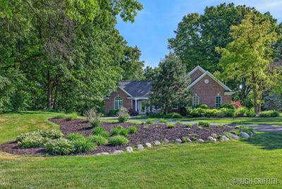 /international/us/12917-oak-highland-drive-lowell-mi-110108691518/