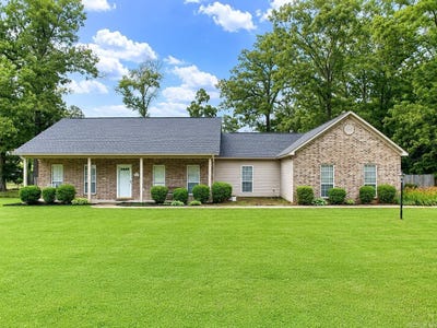 /international/us/211-betty-street-white-hall-ar-110108331117/