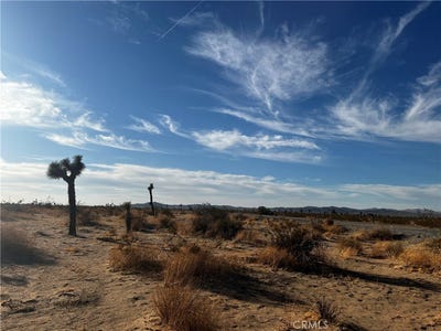 /international/us/0-el-mirage-road-adelanto-ca-110102830753/