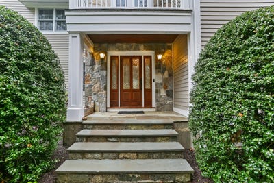 /international/us/9-blue-spruce-circle-weston-ct-110099069547/?lang=zh-tw