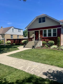 /international/us/3147-sunnyside-avenue-brookfield-il-110108417334/
