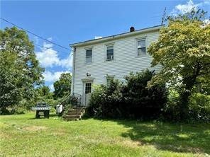 /international/us/19-bloomingburg-rd-middletown-ny-110105505696/