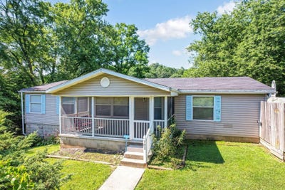 /international/us/102-w-ewing-street-new-straitsville-oh-110100964933/