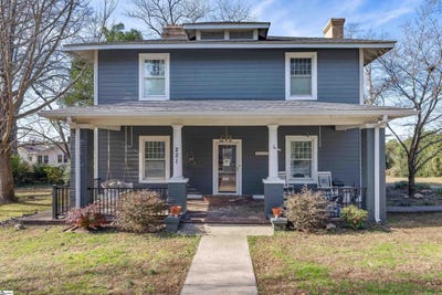 /international/us/221-n-mountain-street-union-sc-110104852316/