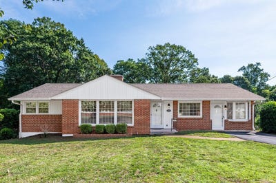/international/us/140-moorman-drive-madison-heights-va-110108771814/