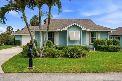 /international/us/5757-se-miles-grant-road-stuart-fl-110109026021/