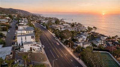 /international/us/2600-s-coast-highway-laguna-beach-ca-110108636465/