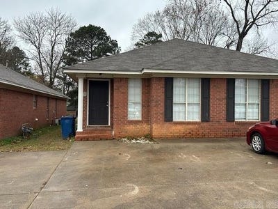 /international/us/306-b-mildred-street-conway-ar-110107073588/