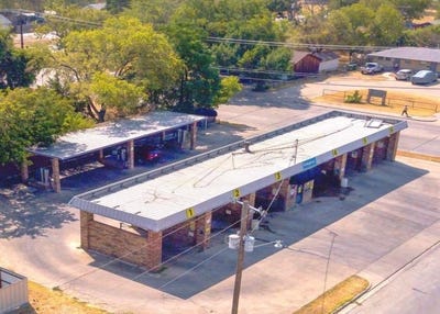 /international/us/8336-white-settlement-road-white-settlement-tx-110102717627/