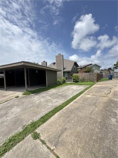 /international/us/11621-agua-dulce-creek-drive-corpus-christi-tx-110108795142/