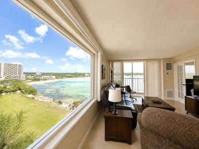 /international/us/241-condo-lane-tamuning-gu-110108797670/