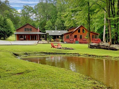 /international/us/241-dunn-mill-creek-road-blue-ridge-ga-110100894582/