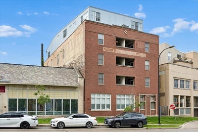 /international/us/1830-ridge-avenue-evanston-il-110109026584/