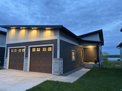 /international/us/8620-maynard-pl-duluth-mn-110108444804/