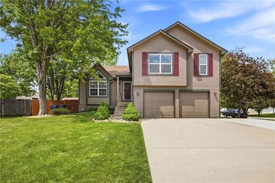 /international/us/1039-n-logan-street-olathe-ks-110107849690/
