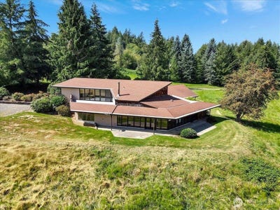 /international/us/3630-252nd-street-ne-arlington-wa-110100595539/