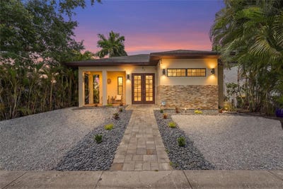 /international/us/1775-7th-street-sarasota-fl-110108123026/