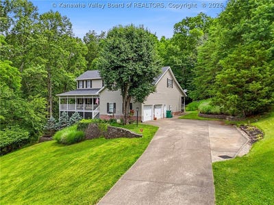 /international/us/56-deerfield-drive-hurricane-wv-110108796613/