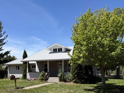 /international/us/603-iris-street-savanna-il-110106923221/