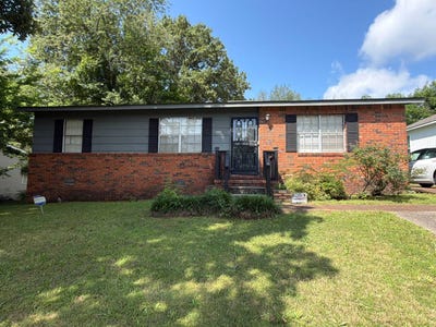 /international/us/34-south-broadway-st-florence-al-110108655301/