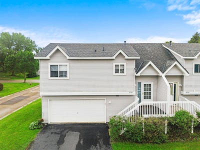 /international/us/8701-glasgow-lane-saint-bonifacius-mn-110109109765/