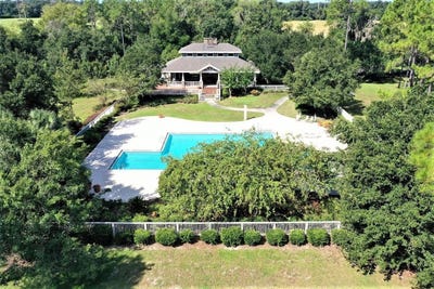 /international/us/2004-sw-188th-street-newberry-fl-110101176496/
