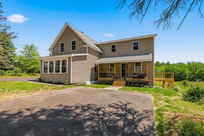 /international/us/25-mill-street-epping-nh-110108652974/
