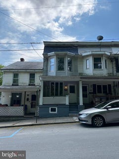 /international/us/156-w-spruce-street-tamaqua-pa-110119792158/
