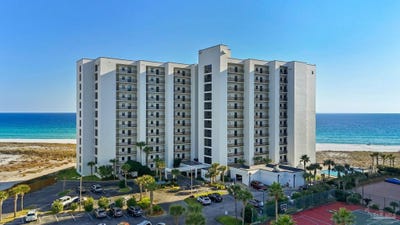 /international/us/8271-gulf-blvd-navarre-beach-fl-110103680422/
