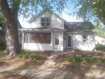 /international/us/924-4th-street-w-wabasha-mn-110107910203/