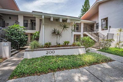 /international/us/300-s-florida-avenue-tarpon-springs-fl-110099404754/
