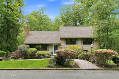 /international/us/198-deepdale-drive-middletown-nj-110108075386/