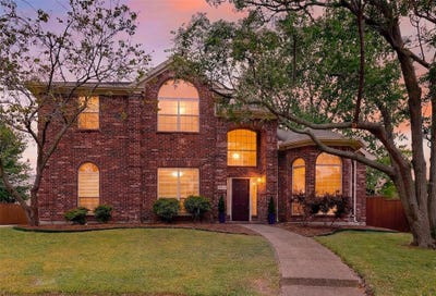 /international/us/236-hope-circle-murphy-tx-110107228636/