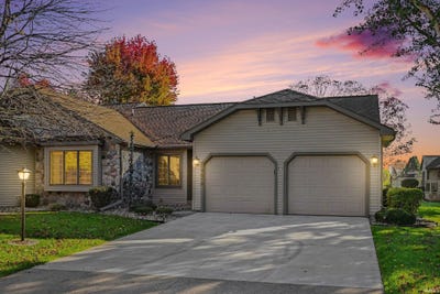 /international/us/1010-larimer-drive-goshen-in-110120616356/