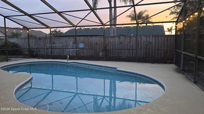 /international/us/2726-majestic-avenue-melbourne-fl-110120093629/