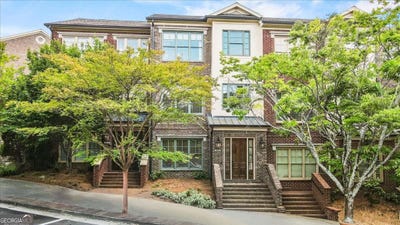 /international/us/6075-city-walk-lane-atlanta-ga-110108337025/